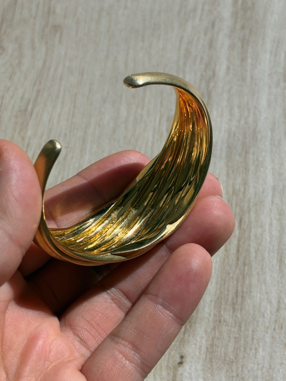 Dean Davidson - Forme Cuff - Picture 6 of 10